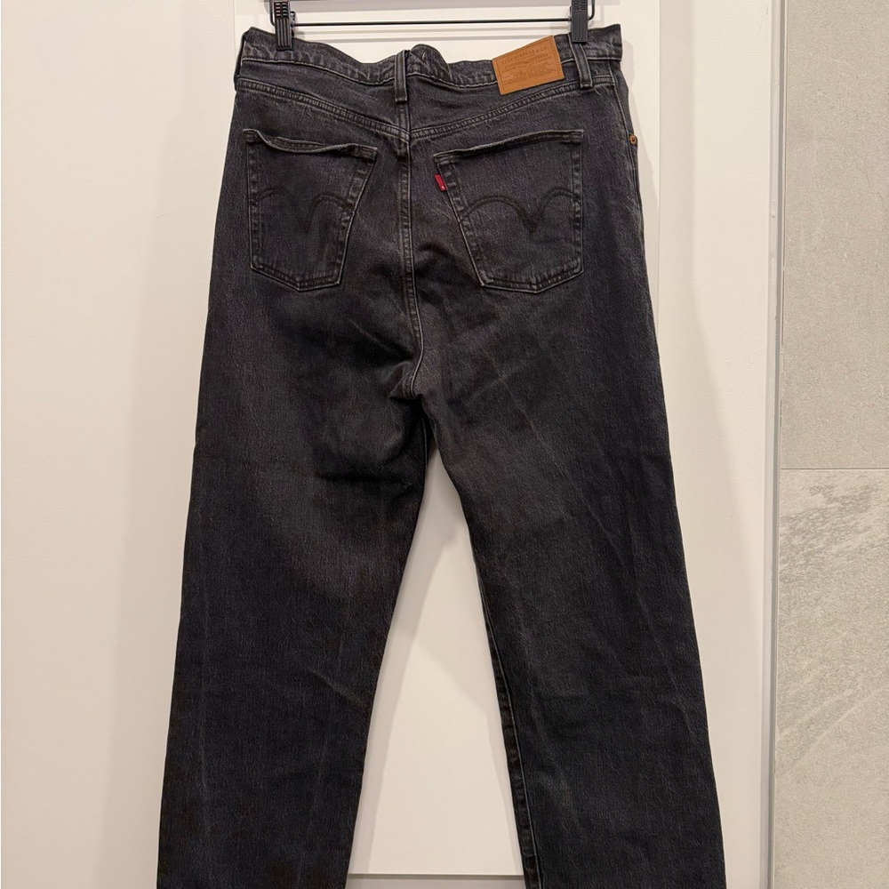 Levi's Women's Black Straight Leg Jeans